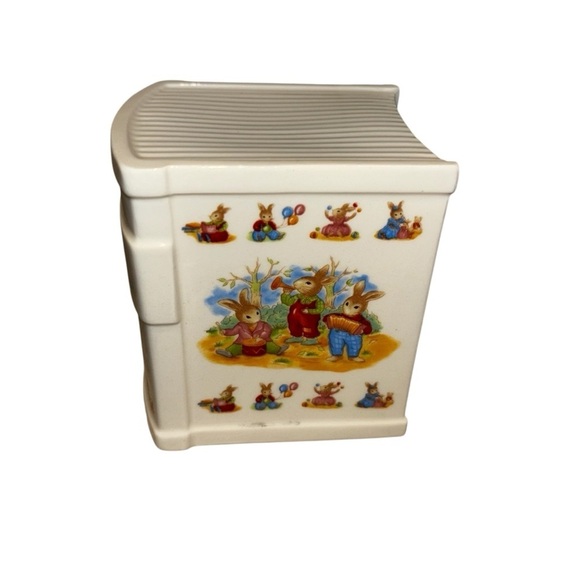 Vintage Lil Bunny Bank - Picture 5 of 11